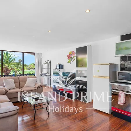 Sea Views And Golf Views In Amarilla Golf Ph3b1 아파트